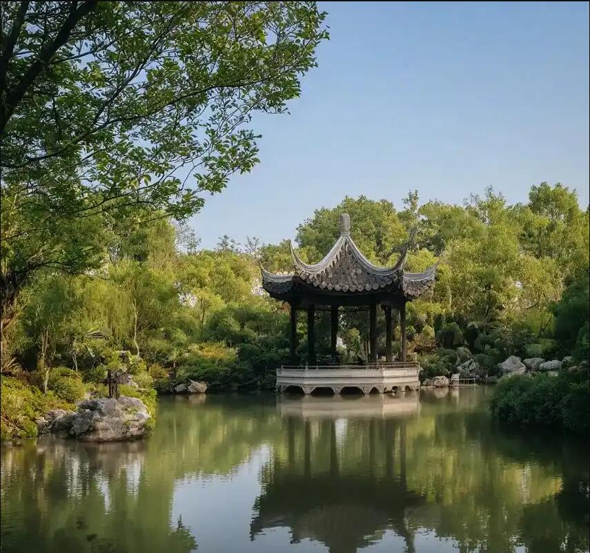 雅安迎曼餐饮有限公司